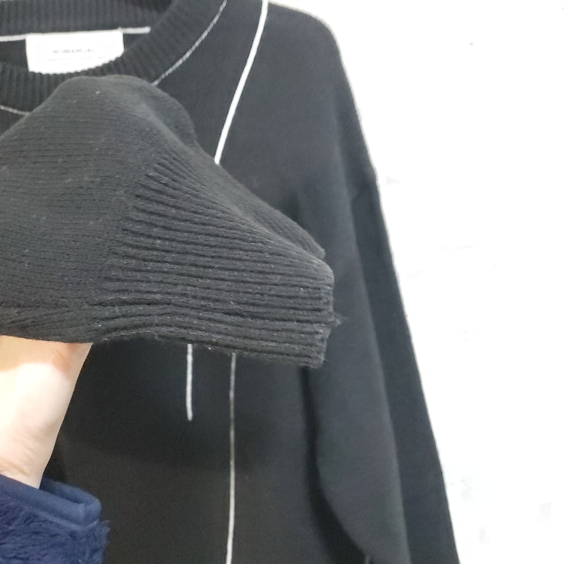 노매뉴얼 남성 니트  상품이미지3