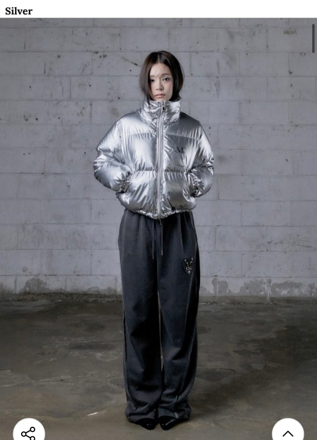 무센트 하니넥 글로시 크롭 패딩 실버 상품이미지1