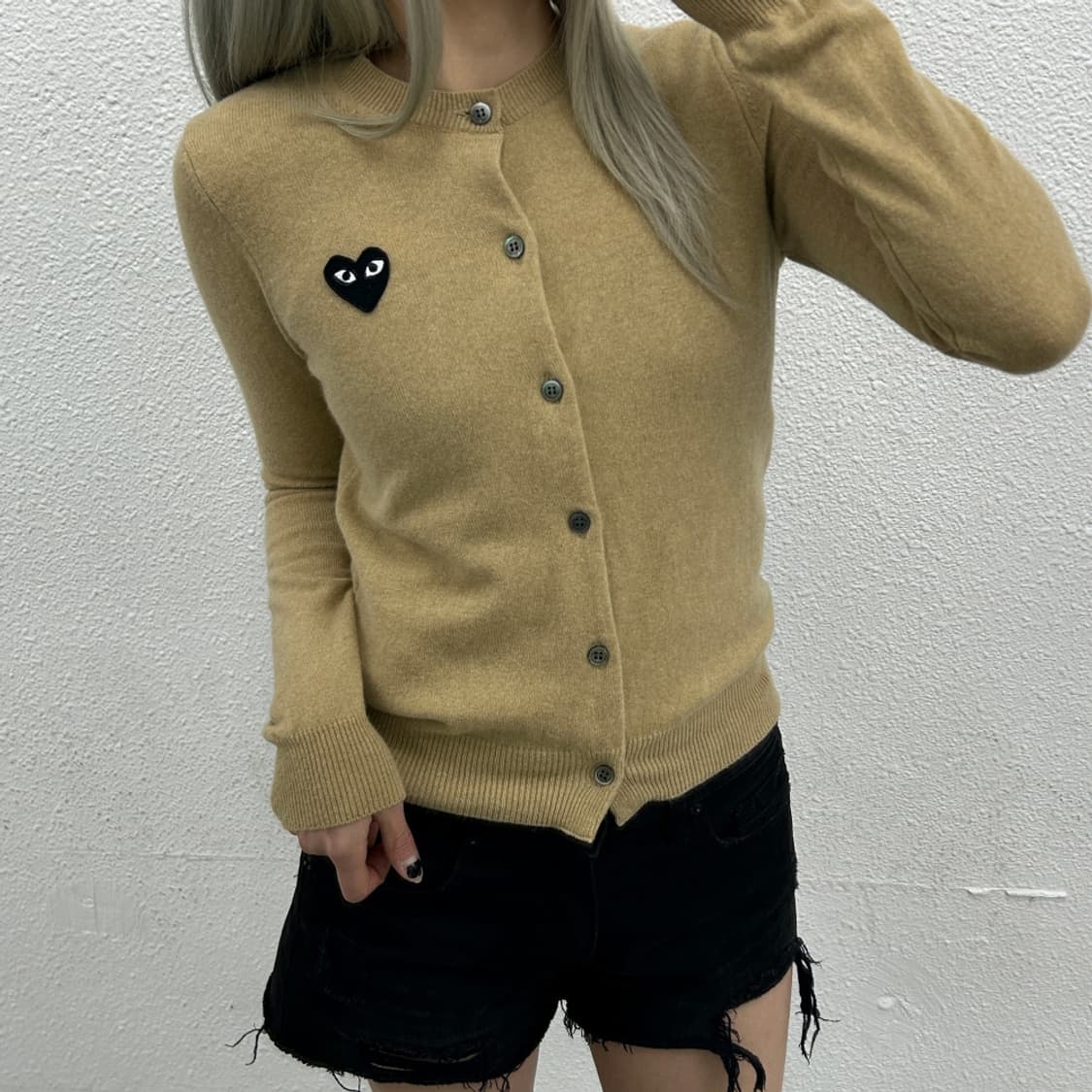 꼼데가르송 블랙 와펜 베이지 가디건 S 상품이미지1