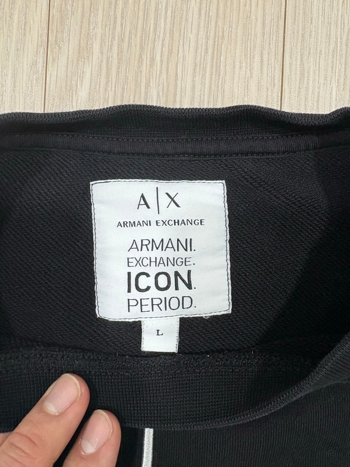 알마니 익스체인지 블랙 맨투맨 상품이미지4