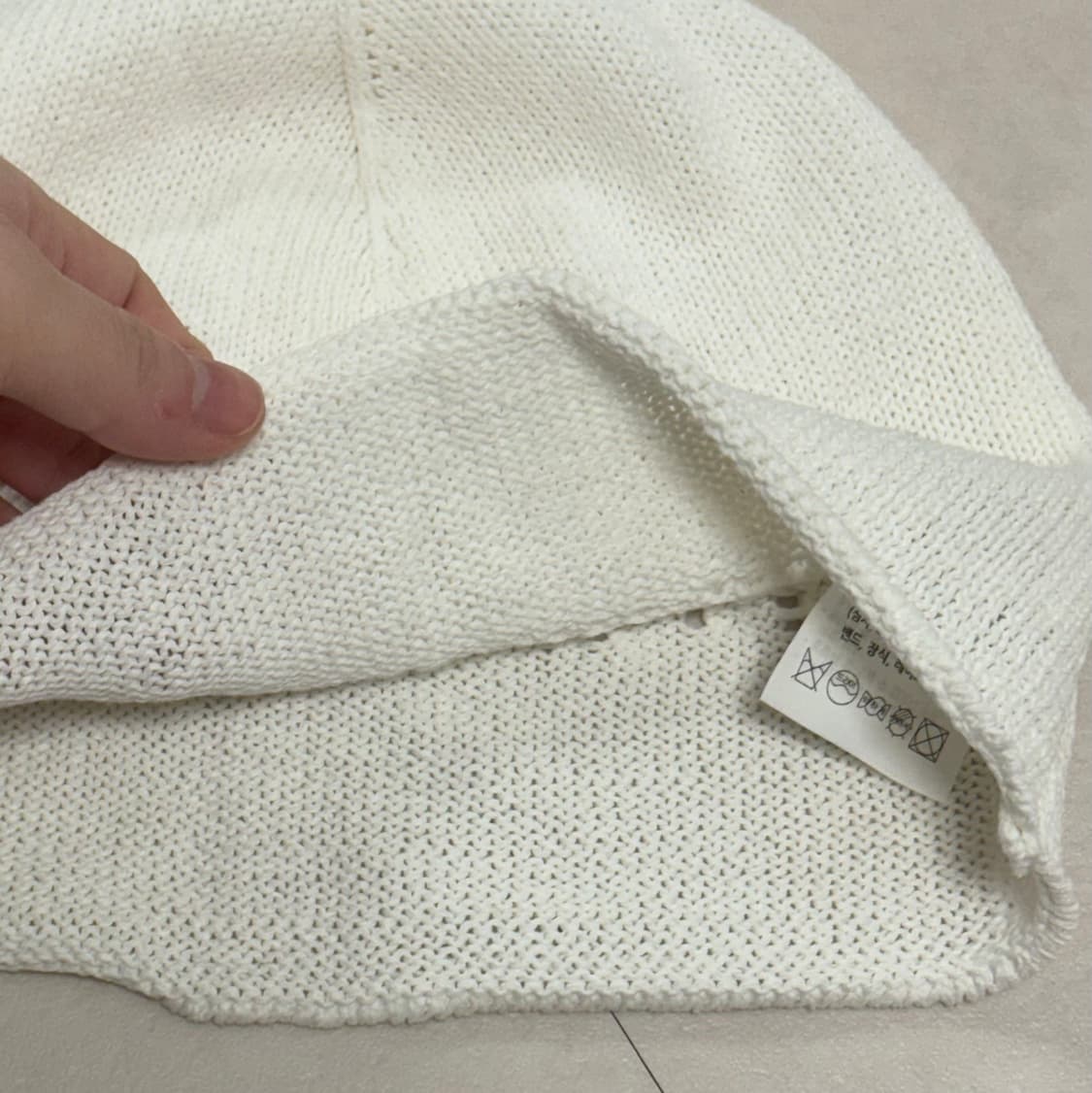 (W) 마킴 로고 펀칭 비니 화이트 상품이미지5