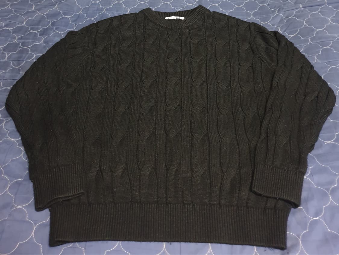 수아레 워셔블 라운드넥 케이블 니트 블랙 (M) 상품이미지1