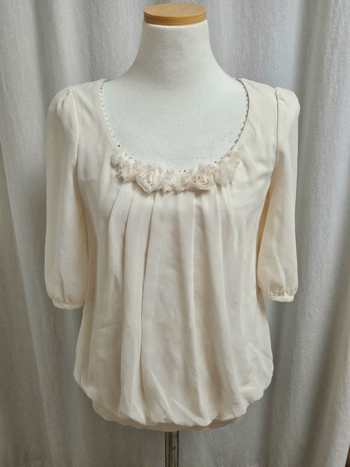 일본빈티지 달천깔 페어리 히메 아이보리 플라워 비즈 반팔 블라우스 상품이미지2
