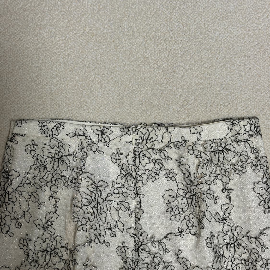 듀엘 레이스 미디 스커트 상품이미지4