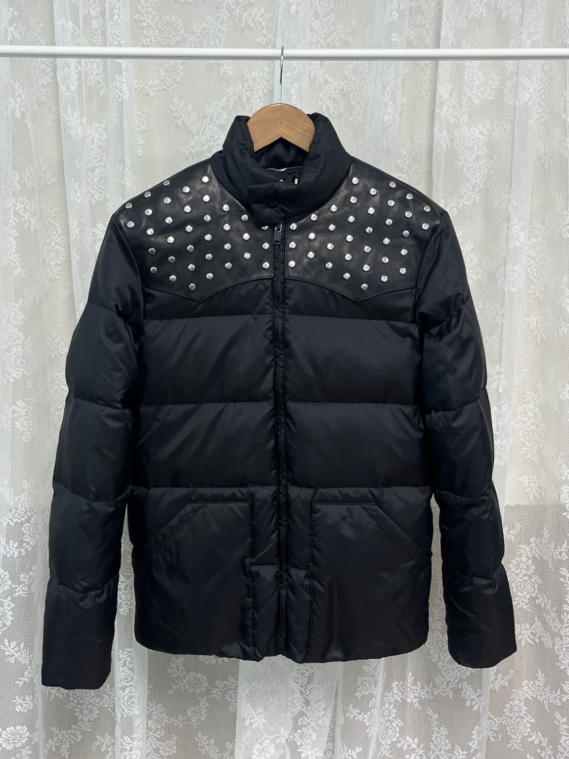 46) 생로랑 14FW 에디슬리먼 스터드 구스다운 패딩 상품이미지1