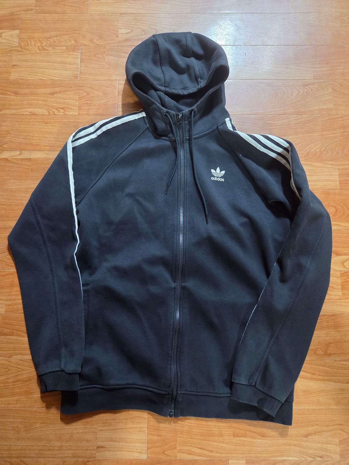 극희소 아디다스X퍼렐윌리엄스 후드집업 상품이미지2