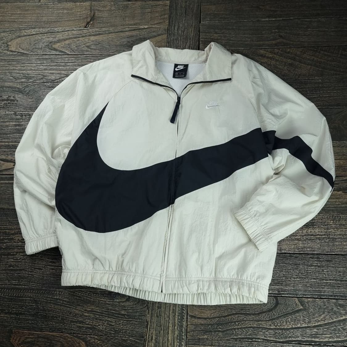 [나이키] 빅 스우시 오버사이즈 바람막이 자켓 아이보리 M19005 상품이미지1