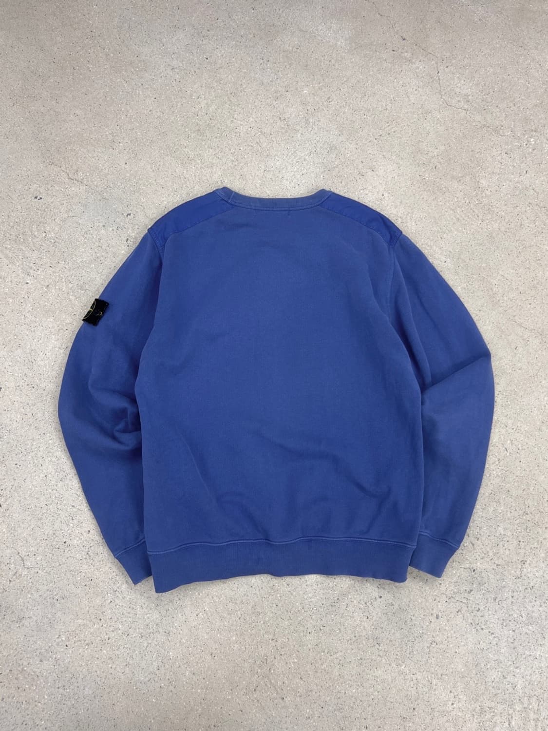 스톤아일랜드 와펜 블루 포켓 맨투맨 상품이미지4