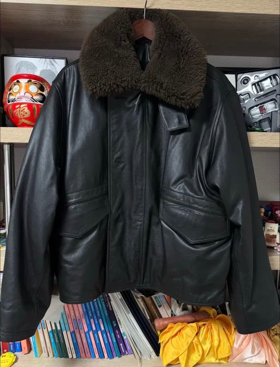 르메르 24fw 레더 무스탕 L사이즈 상품이미지2