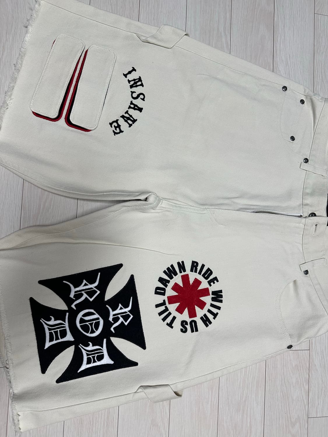 인세인개러지 X 틸던 쇼츠 상품이미지1