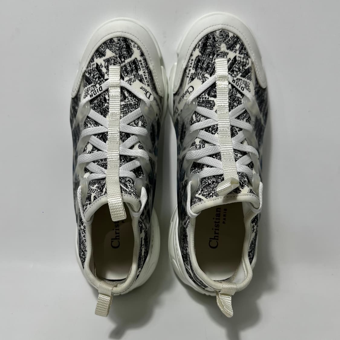 디올 D 커넥트 테크니컬 패브릭 파리 스니커즈 (245)  상품이미지6