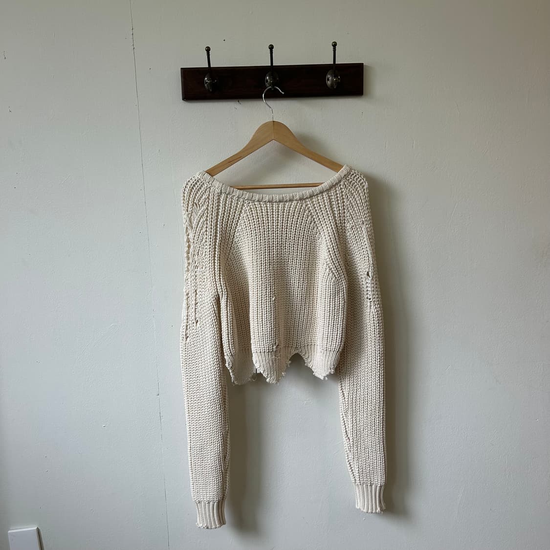 오프화이트 크롭 스웨터 상품이미지6