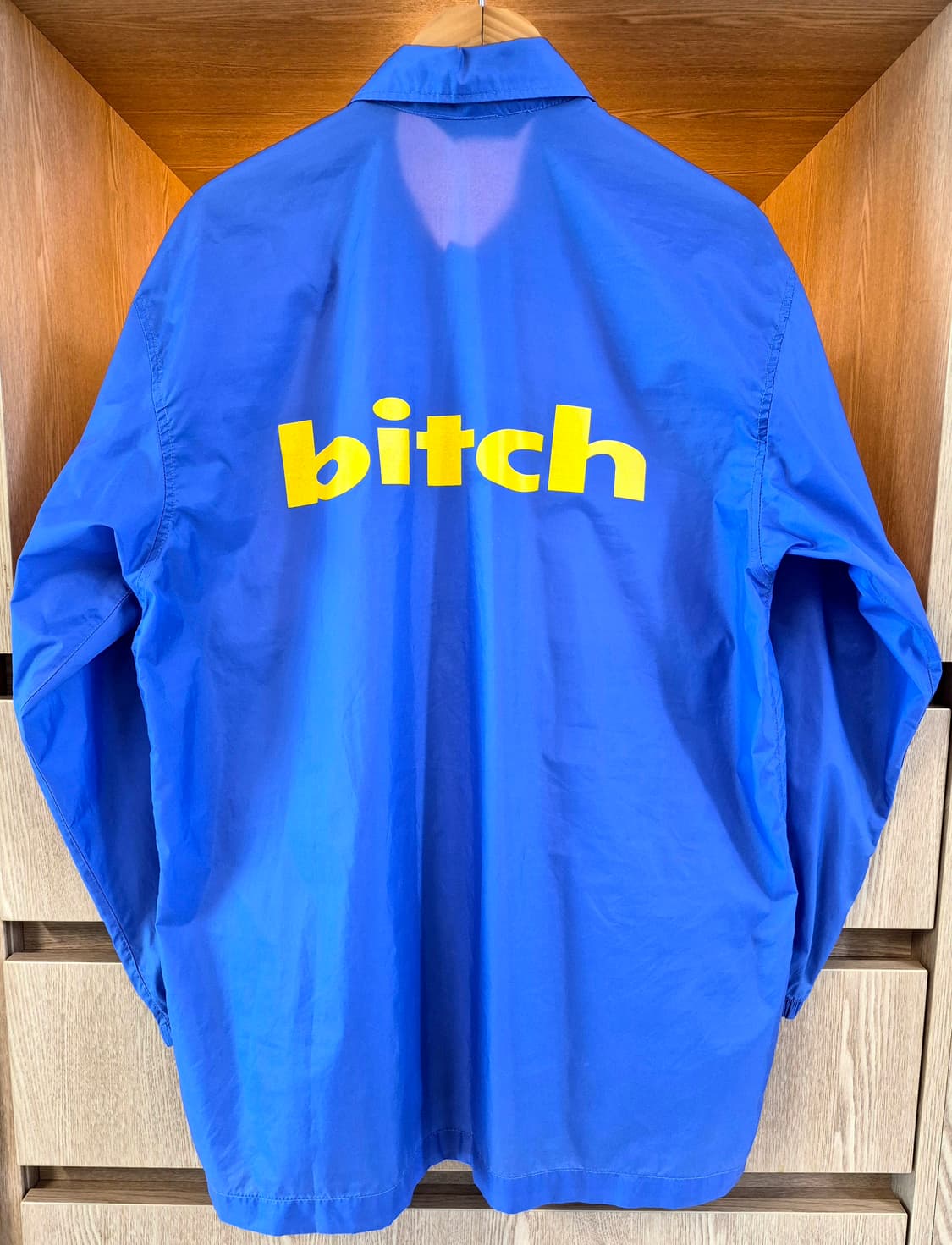 Bitch Skateboards Coach Jacket
(L) 상품이미지1