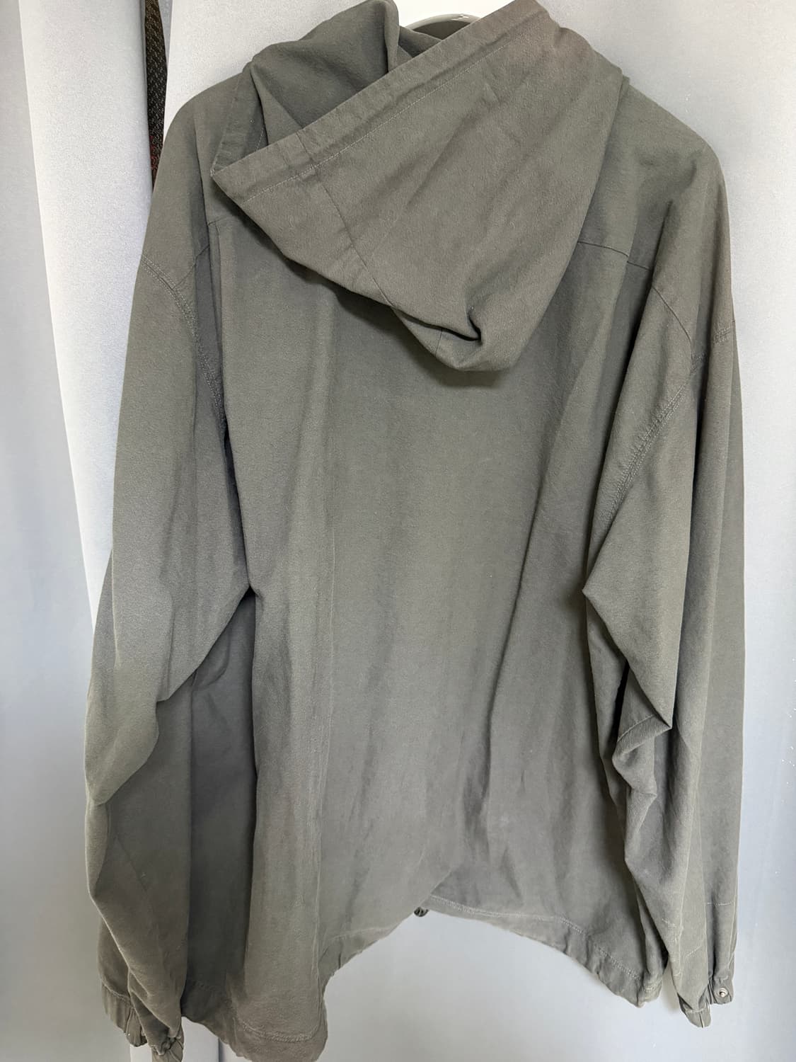 [3] 폴리테루 집 후디 파카 차콜 상품이미지3