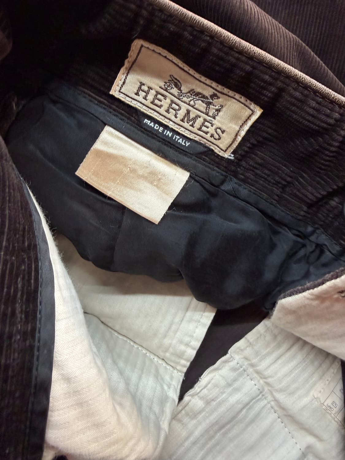 32/ 에르메스 코듀로이 투턱 팬츠 상품이미지9