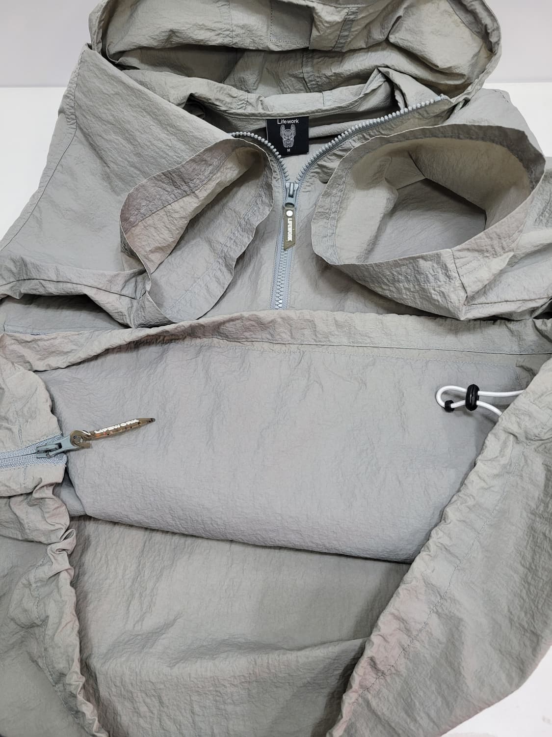 라이프워크 메쉬포켓 후드 아노락 / 남 M (117) 라이트 그레이
 상품이미지7