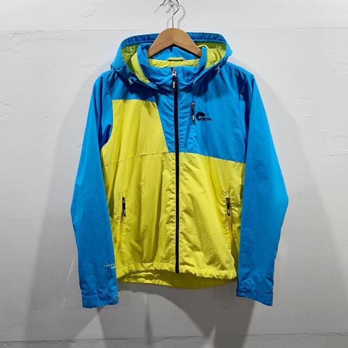 네파 에볼루션 아웃도어 바람막이 (66)   상품이미지1