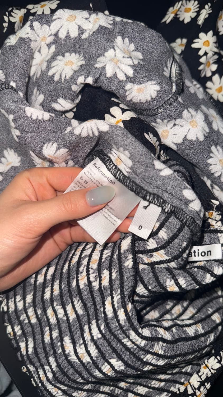 고윤정 블라우스 reformation reign top in daisy 상품이미지8