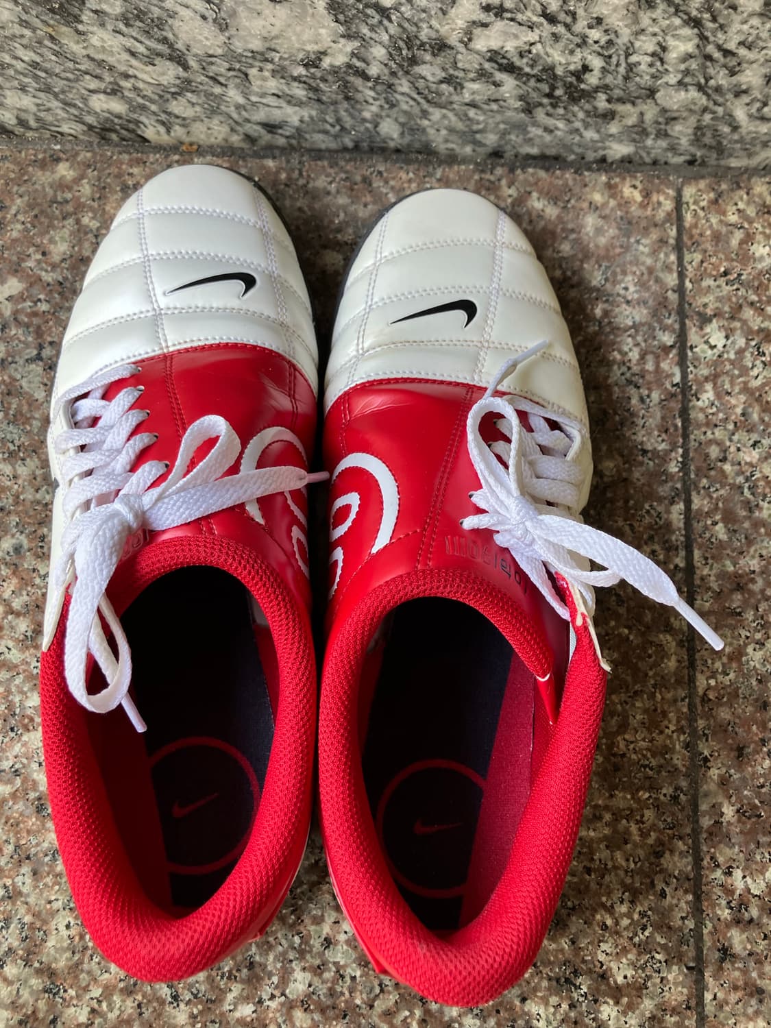 나이키 토탈90 풋살화 265 상품이미지4