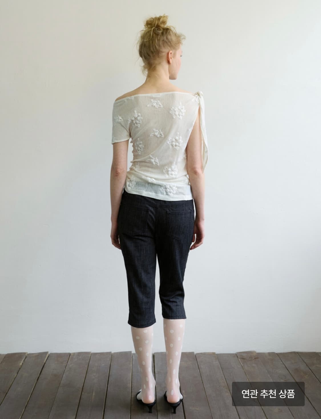 SHEER FLORAL ONE-SHOULDER TOP - IVORY 상품이미지2