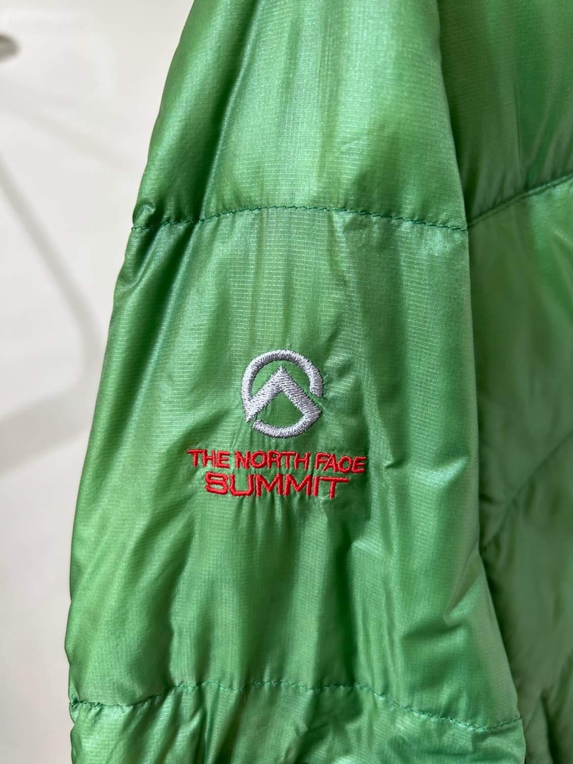 노스페이스 써밋 패딩 상품이미지3