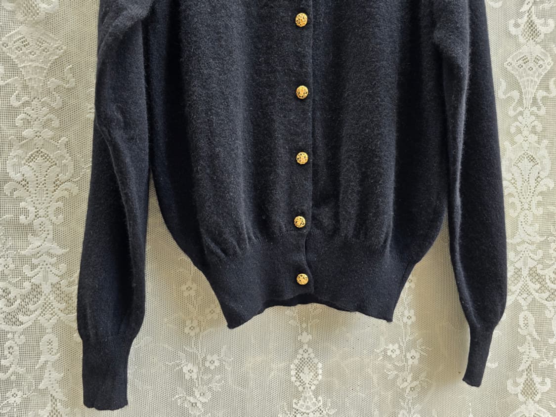 캐시미어 100% 금장단추 가디건 상품이미지4
