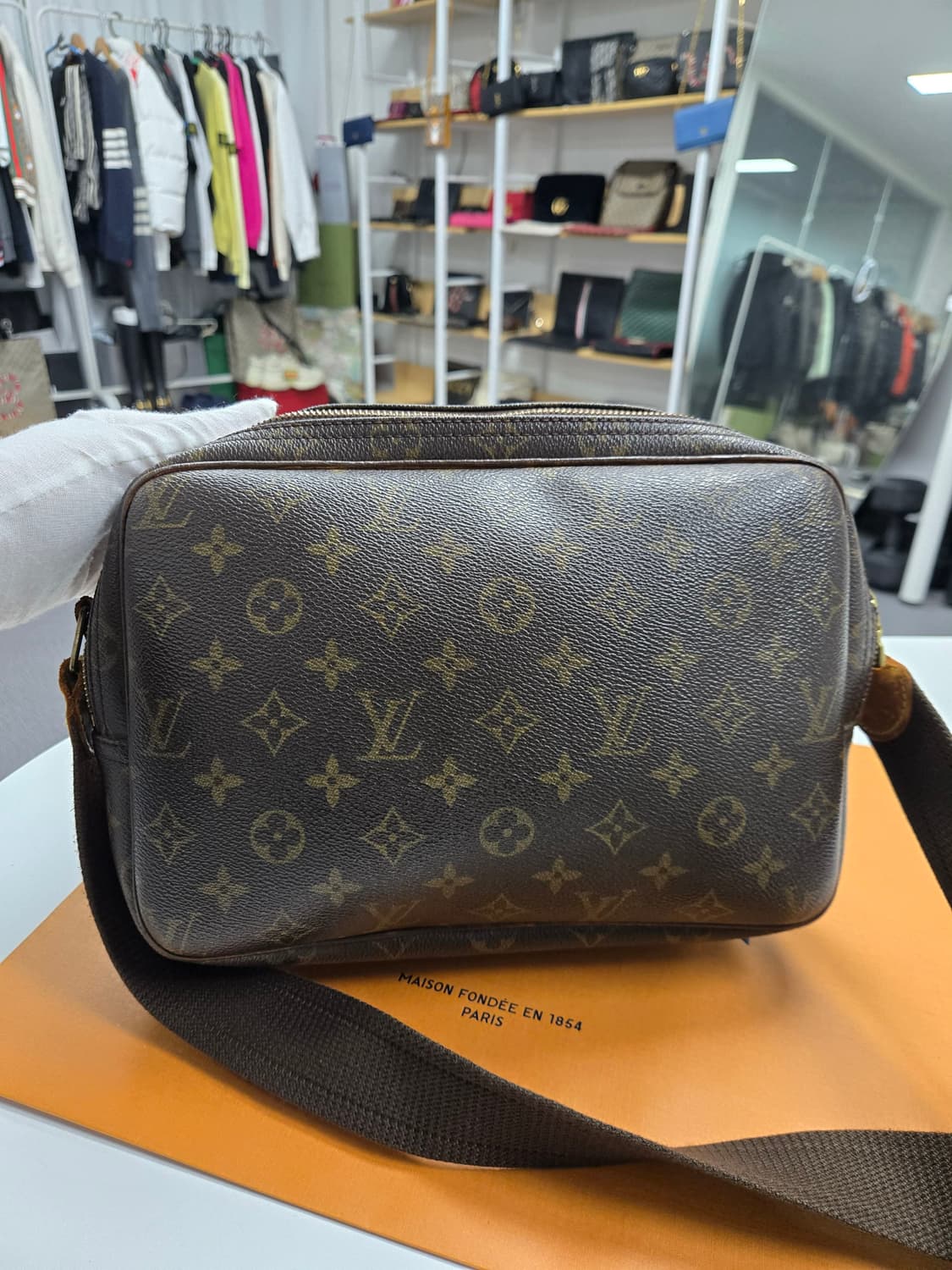 [50%세일] 루이비통 리포터 숄더백 상품이미지3