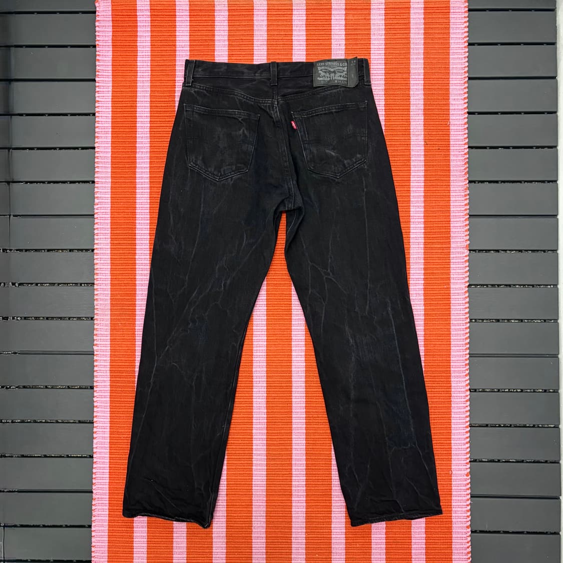 리바이스 501 크랙 워싱 블랙진 (32) 상품이미지1