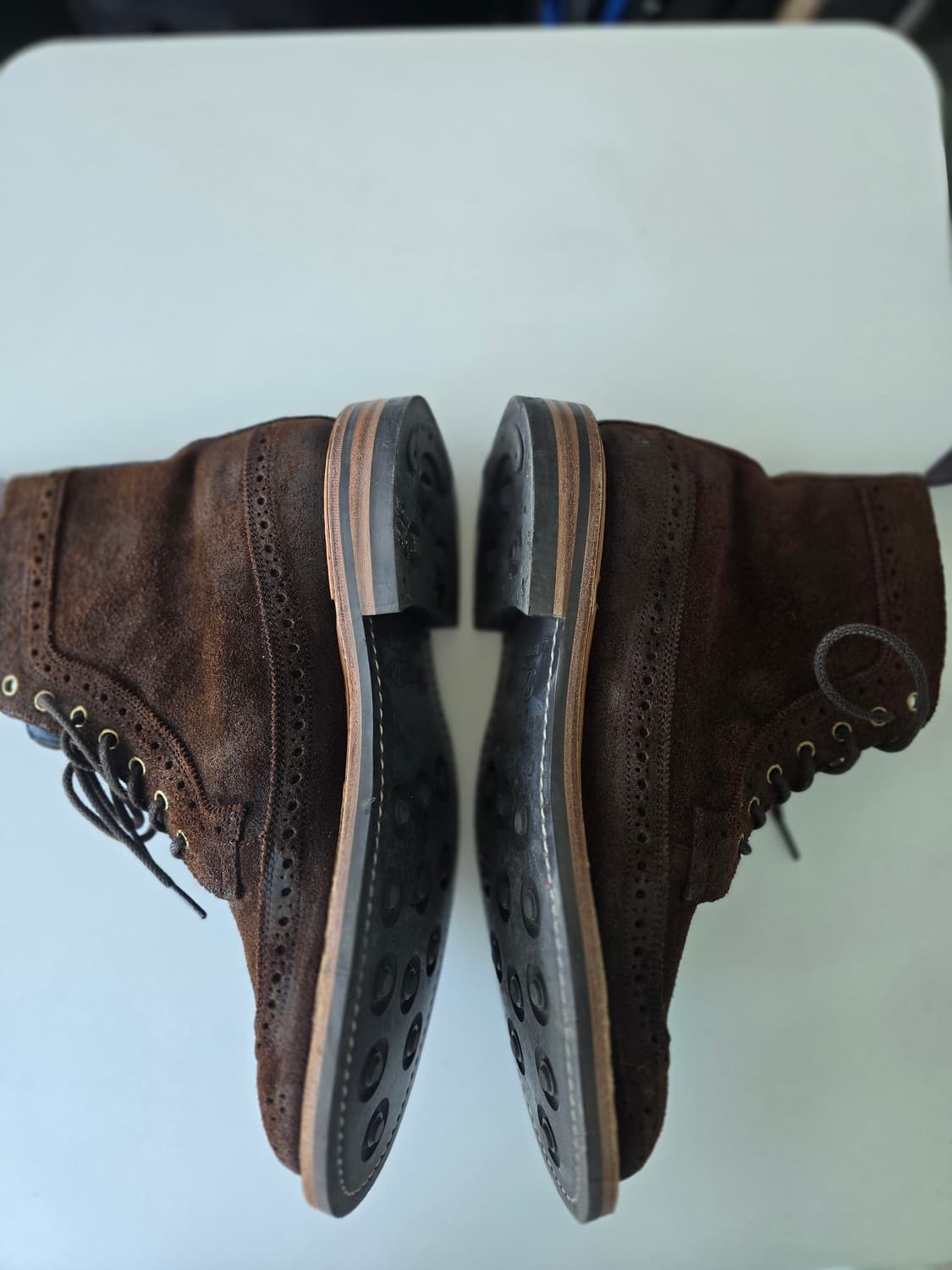 트리커즈 Ridge Waxed Suede Golosh Boots 상품이미지2