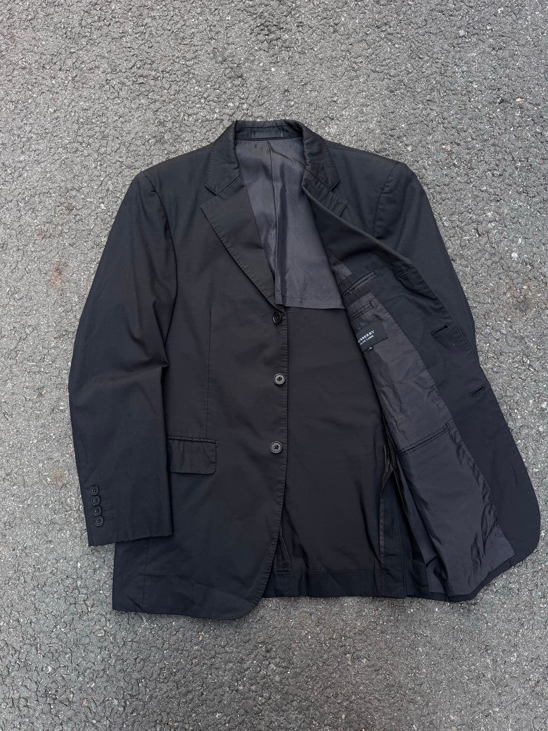 버버리 블랙라벨 3버튼 블랙 자켓 상품이미지3