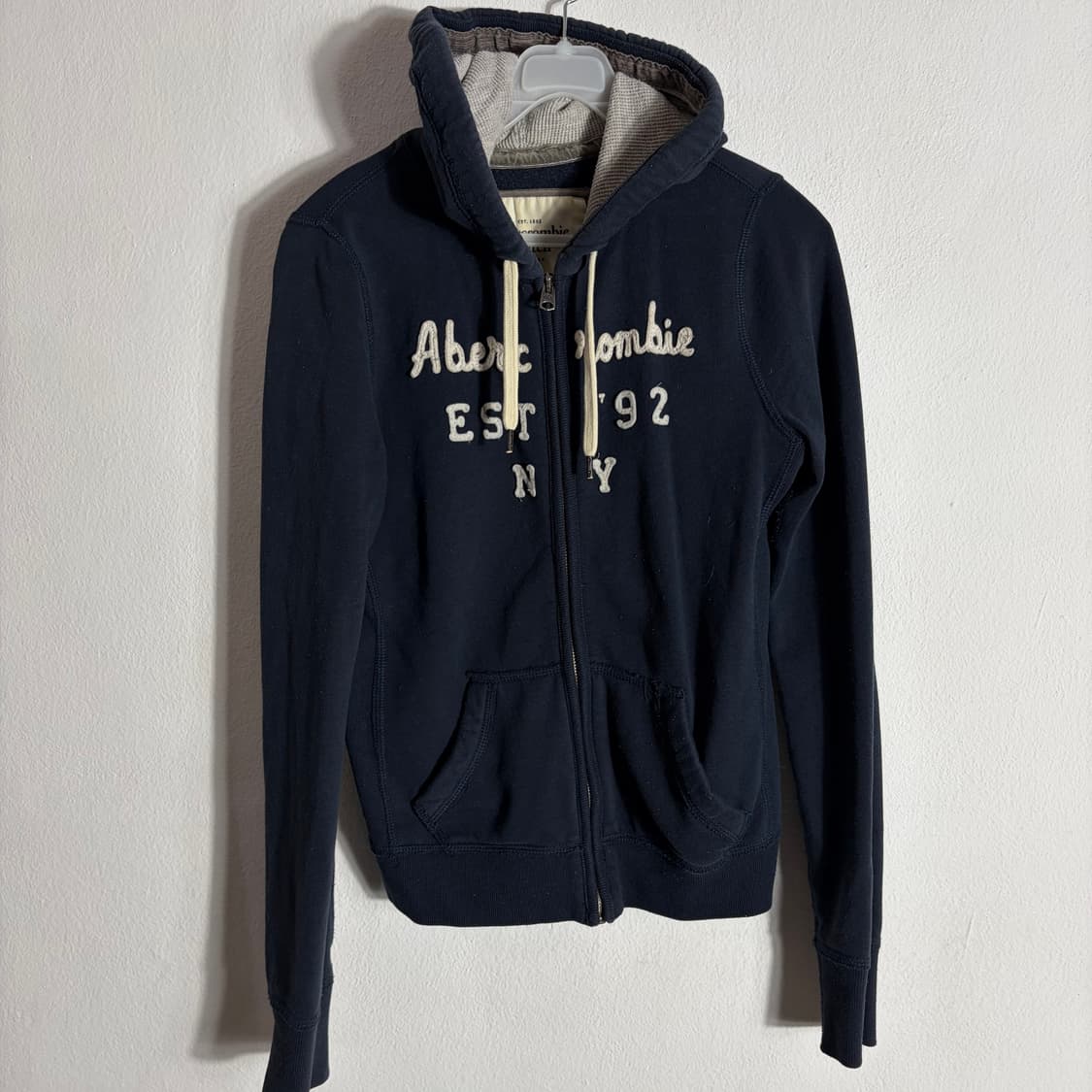 Abercrombie & Fitch 로고 패치 네이비 후드 집업 상품이미지1