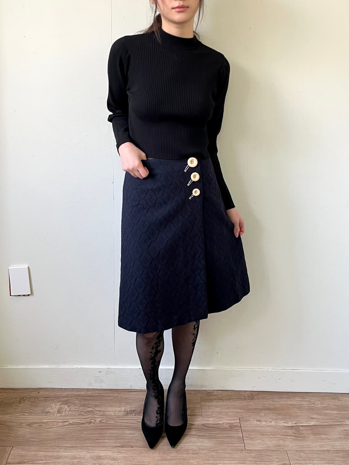 BRUNETTE 실루엣 플라워 랩 스커트 상품이미지5