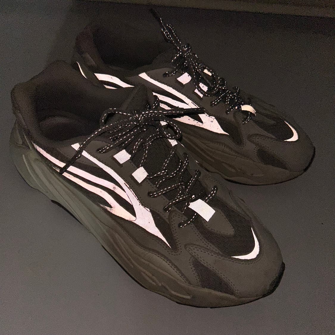 이지 부스트 700 V2 스태틱 2018 (275) 상품이미지3