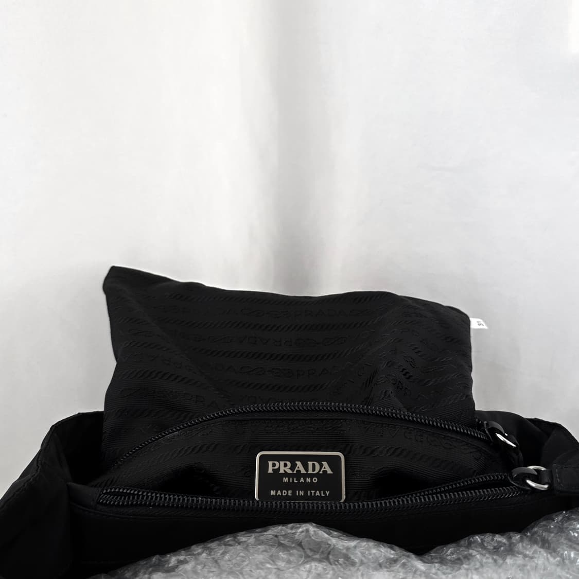 [정품 PRADA] 프라다 포코노 나일론 여성 토트백 상품이미지7