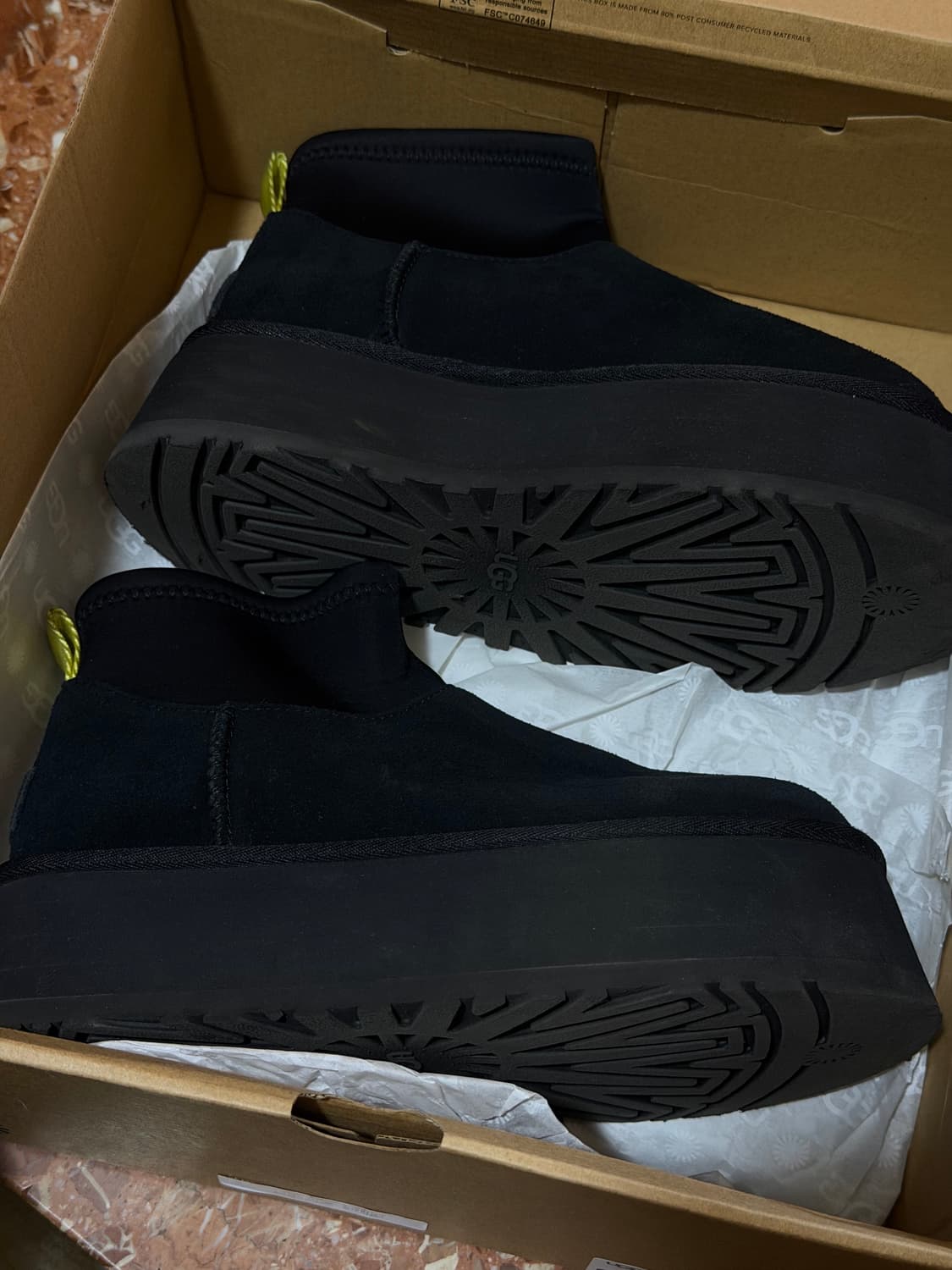 UGG 어그 리버시블 레그워머 플랫폼 미니부츠 (클래식 미니 디퍼 푸퍼) 상품이미지3