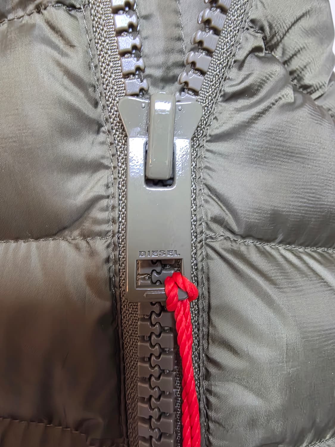 새상품) 디젤 경량패딩 상품이미지6