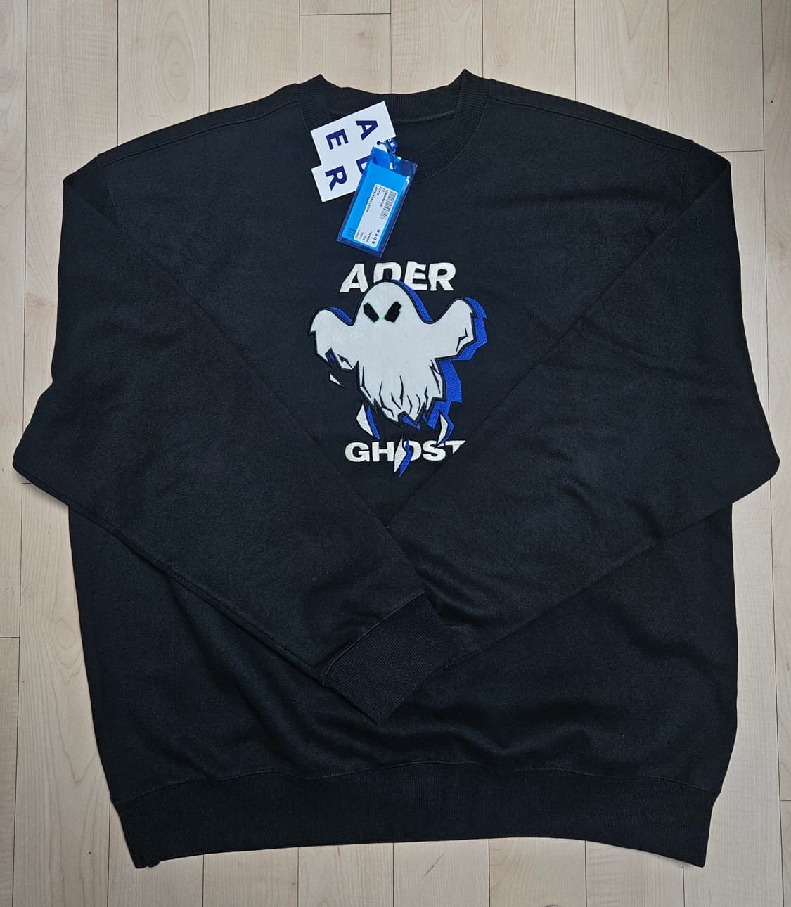아더에러 고스트 블랙 맨투맨 상품이미지1