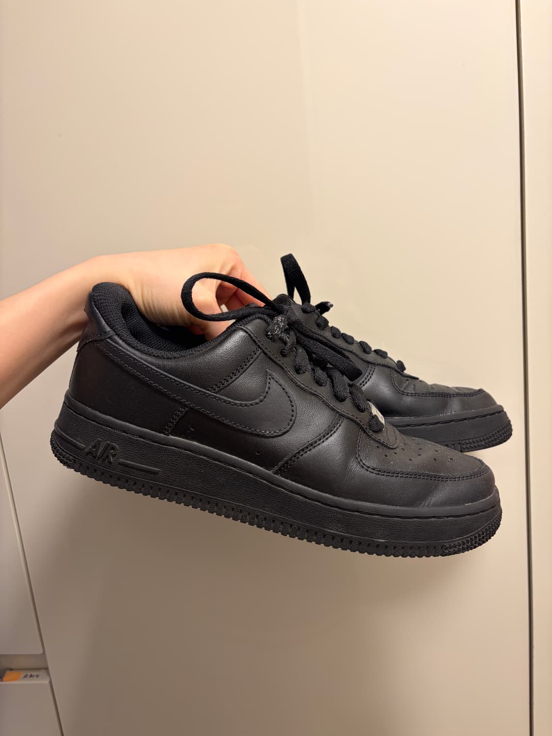 나이키 Nike 에어포스 블랙  상품이미지1