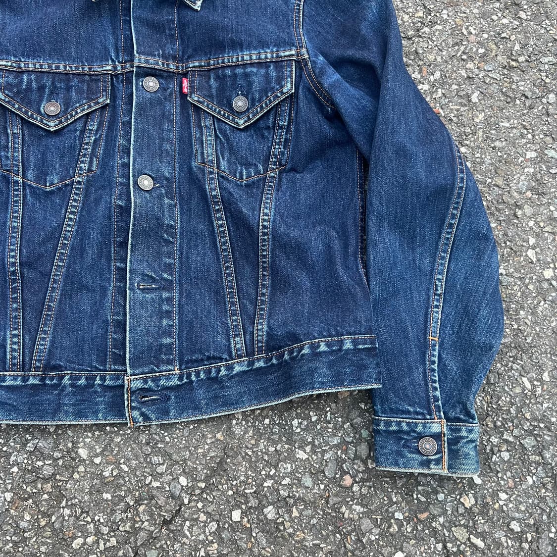 90년대 일본에서 생산된 리바이스 데님 자켓입니다 상품이미지4