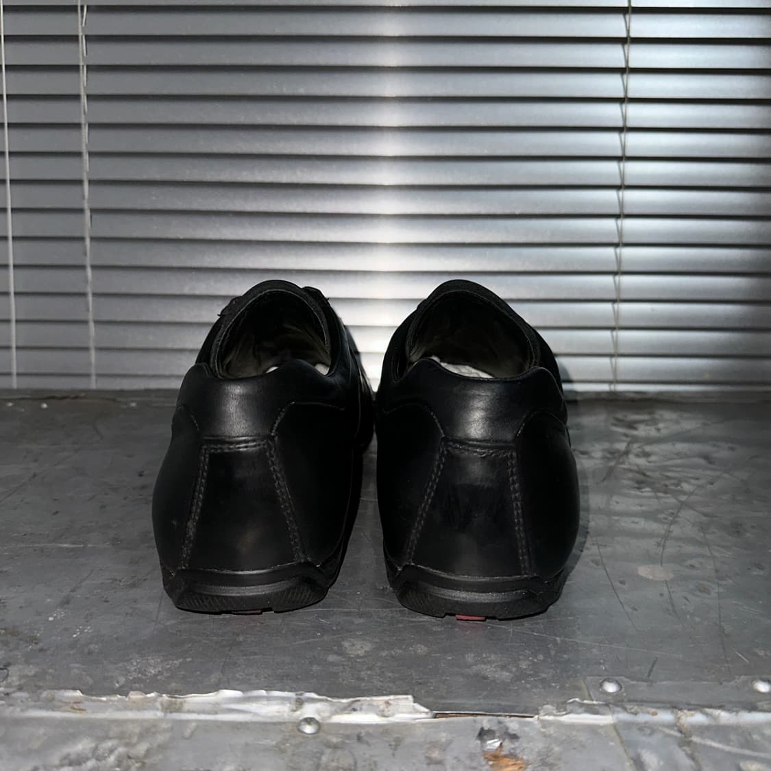 00s 레어 빈티지 프라다 스포츠 가죽 스니커즈 상품이미지6