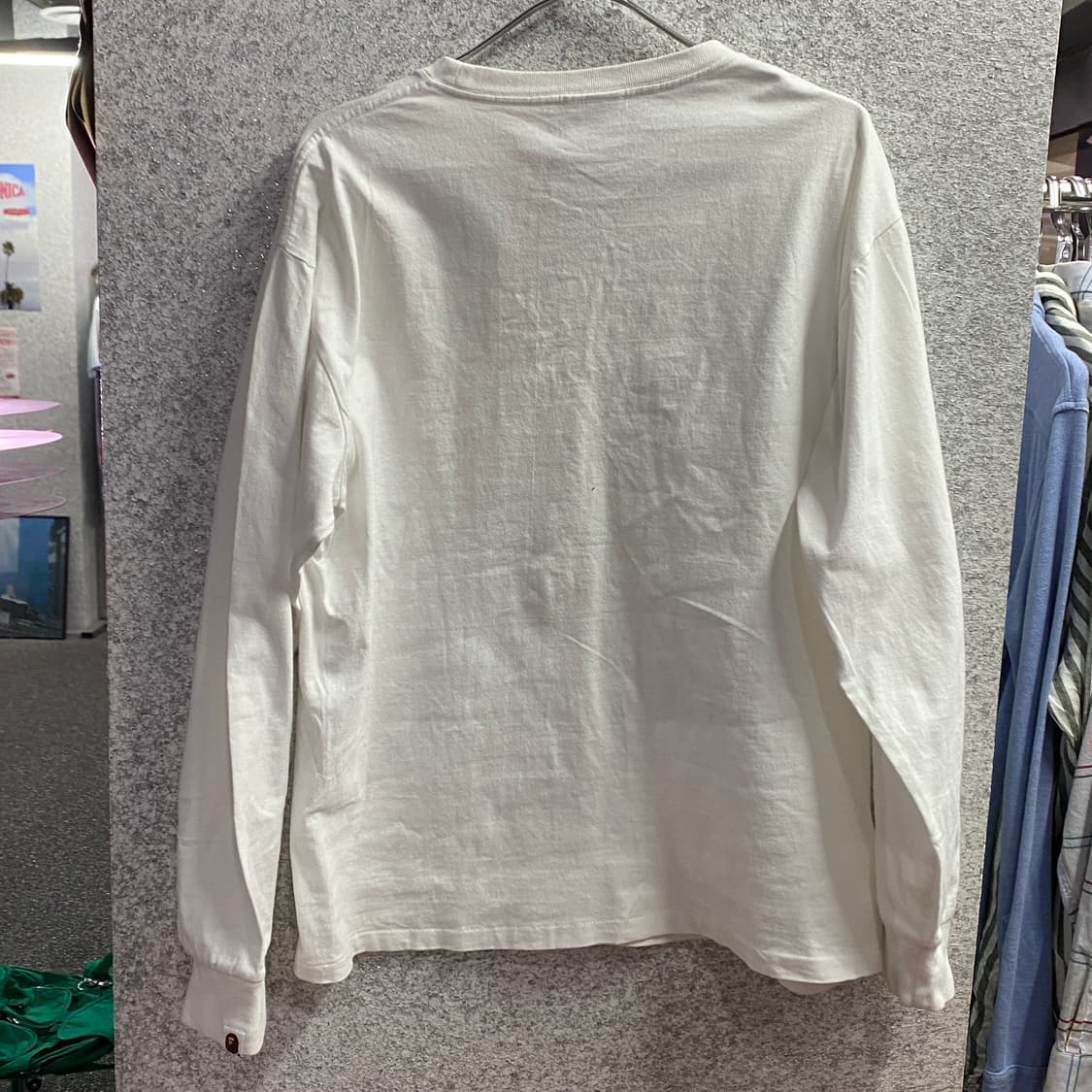 베이프 패치로고 화이트 롱슬리브 B4313 상품이미지4