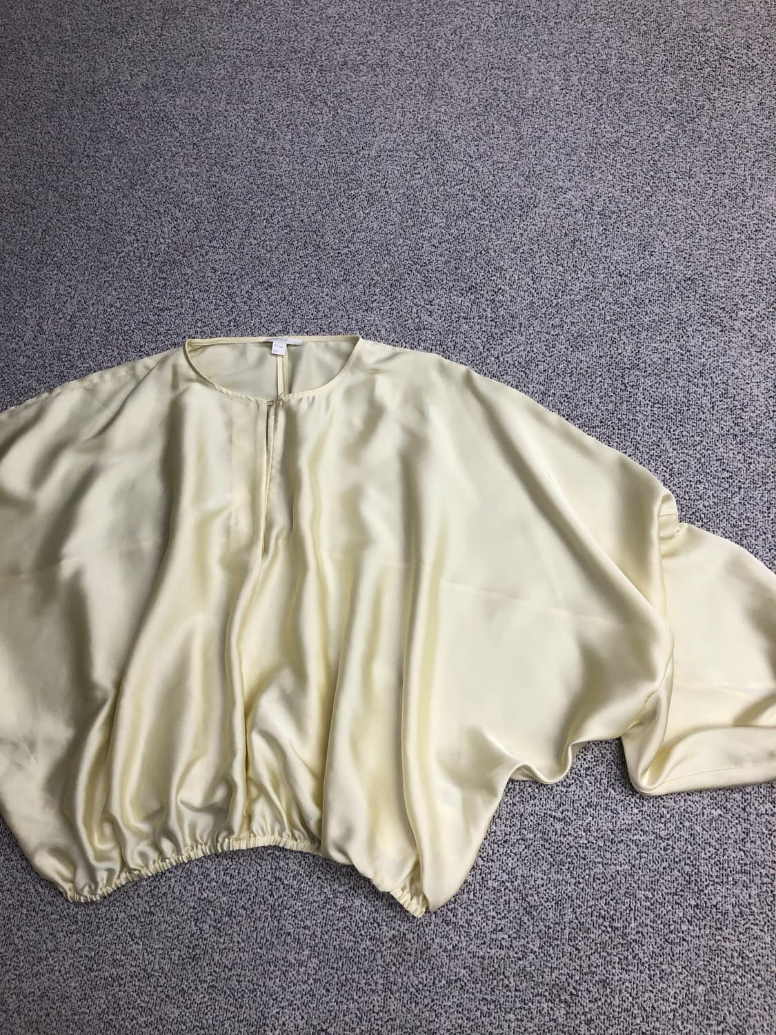 코스 드레이프 슬리브 블라우스 55-66 상품이미지9