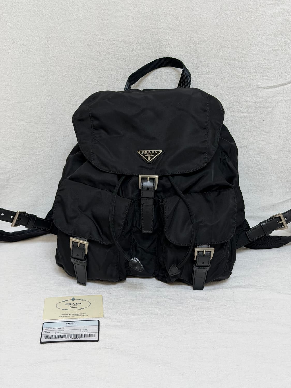 정품 프라다 포코노 나일론 미디움 백팩 블랙 상품이미지1