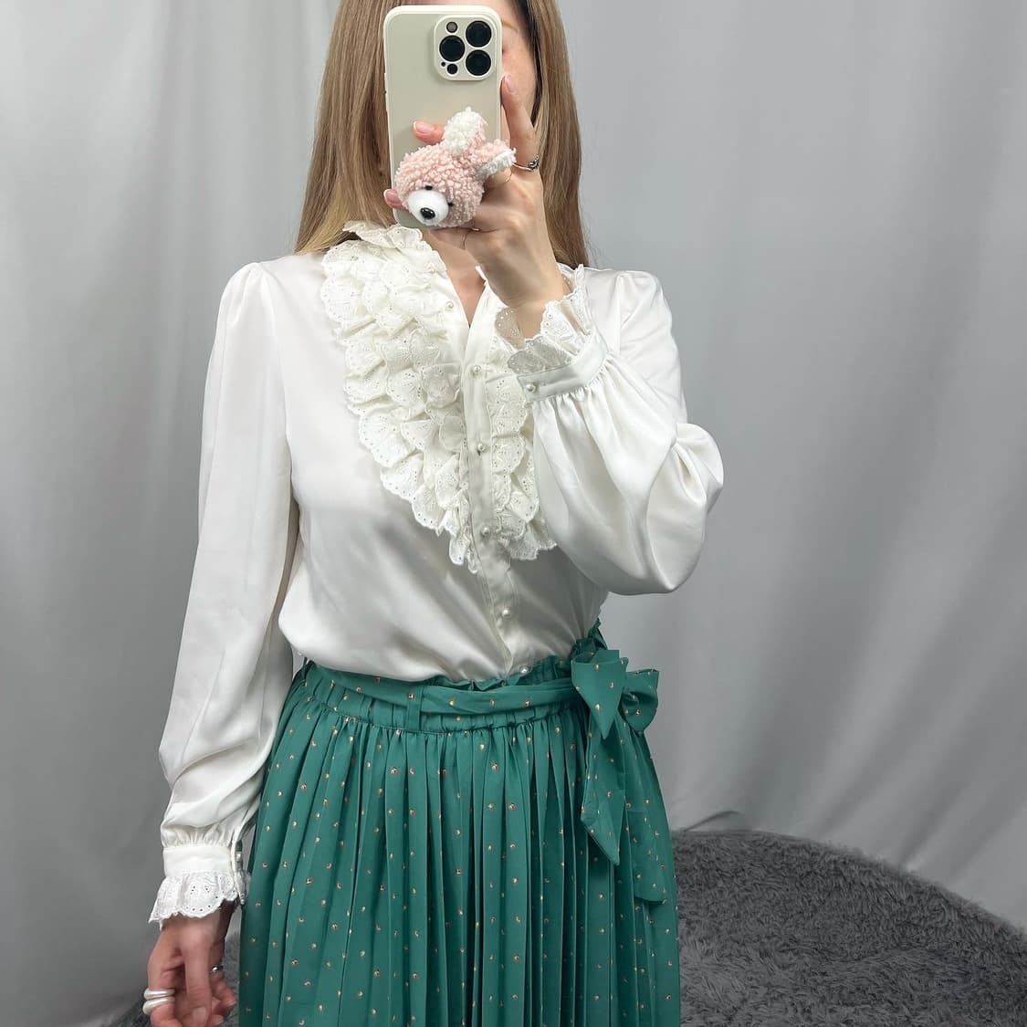 화이트 프릴 블라우스 상품이미지3