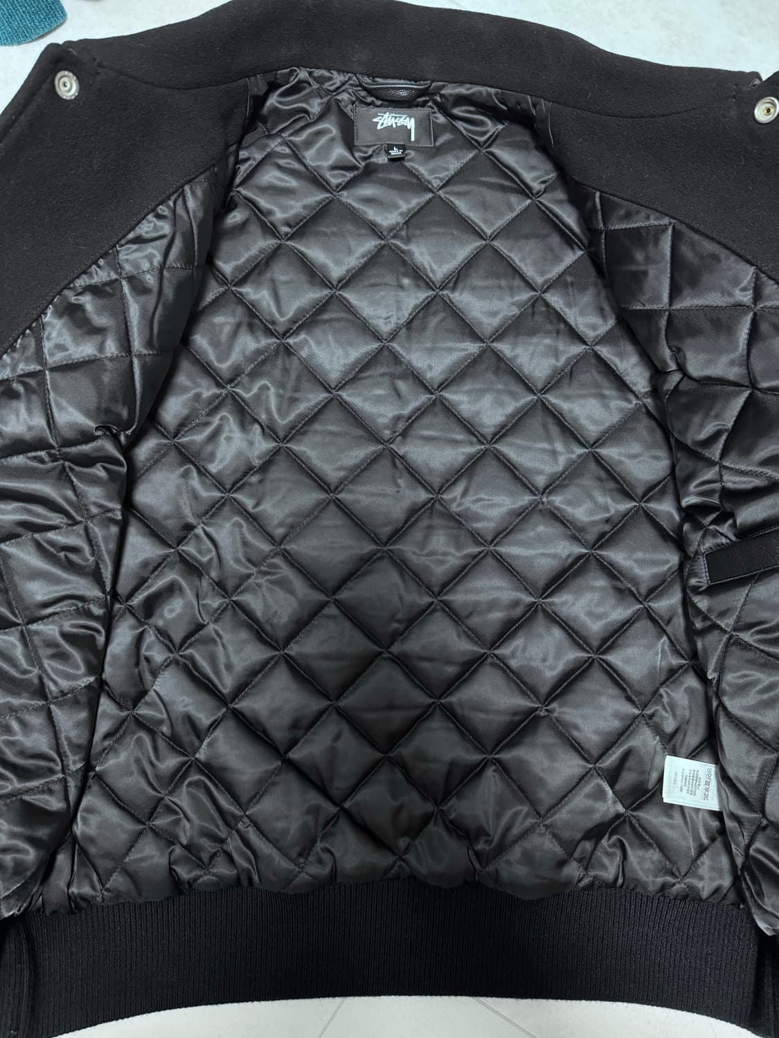 (중고/L) 25 fw 스투시 글로브 바시티 자켓 블랙 L 상품이미지4