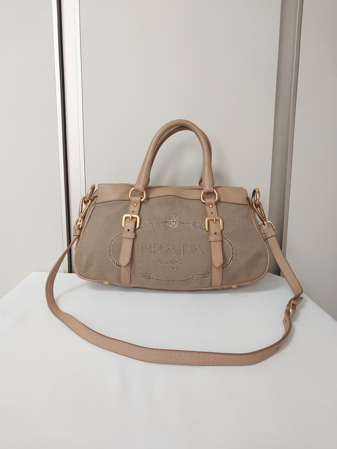 [정품] 프라다 자카드 캔버스 로고 투웨이백 상품이미지1