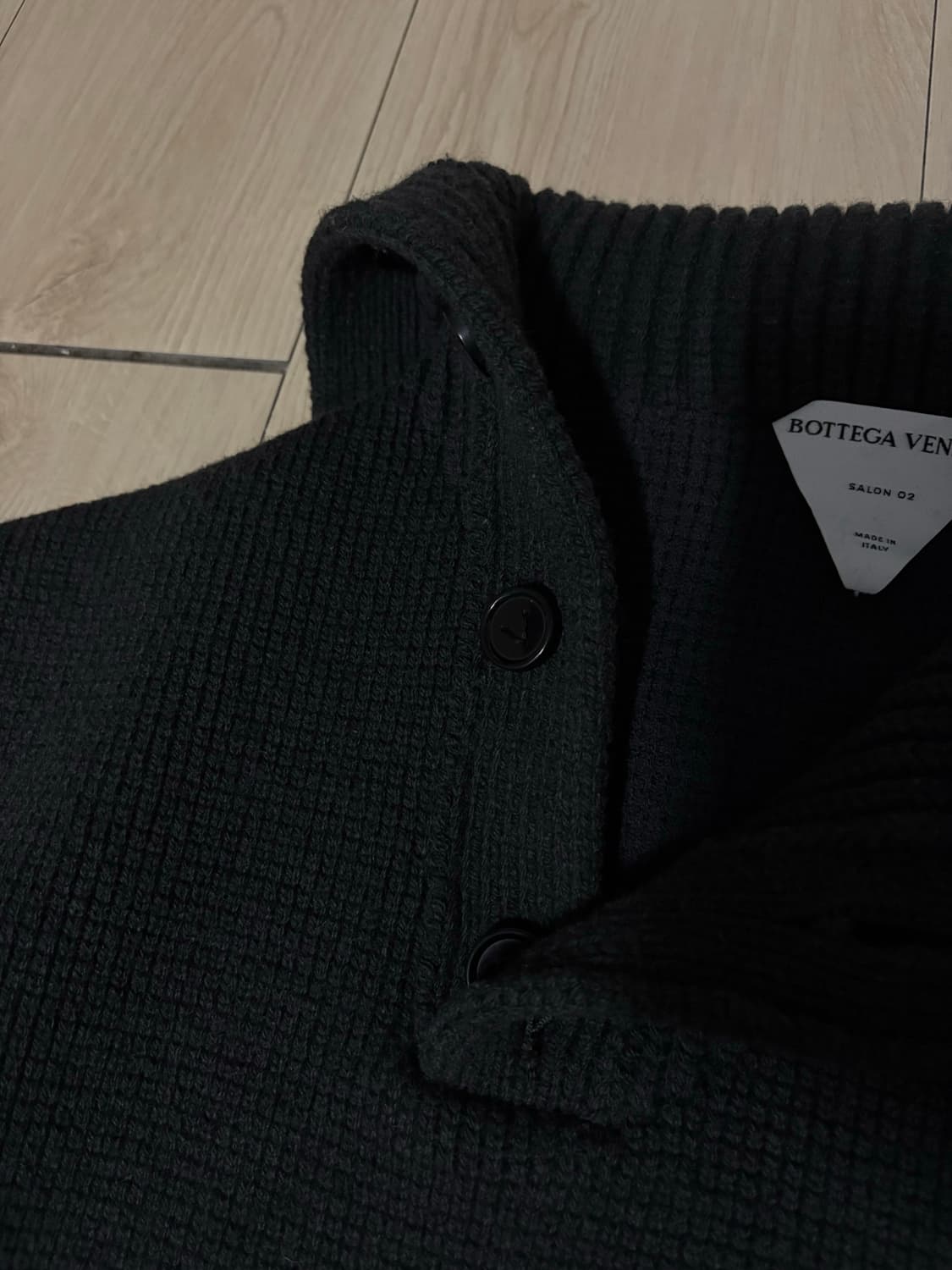 [M] 보테가 베네타 버튼 터틀넥 니트 점퍼 상품이미지2