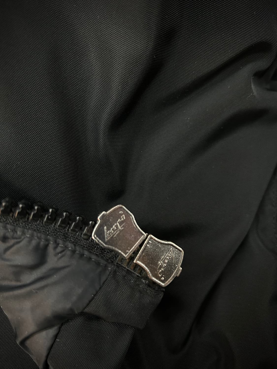 몽클레어 여성 블랙 롱패딩(1) 상품이미지8