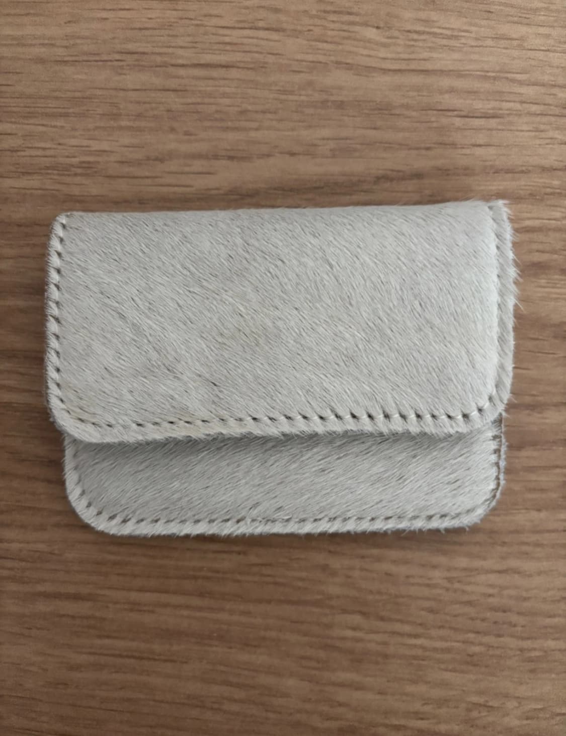 White gray fur card wallets 상품이미지1