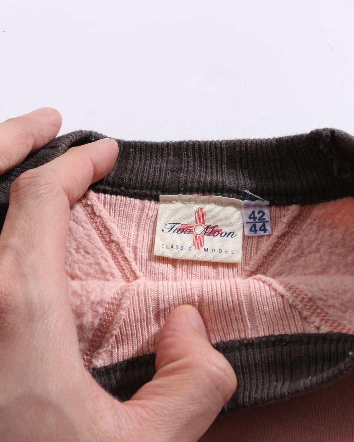 Two moon loopwheel sweat shirt 상품이미지3